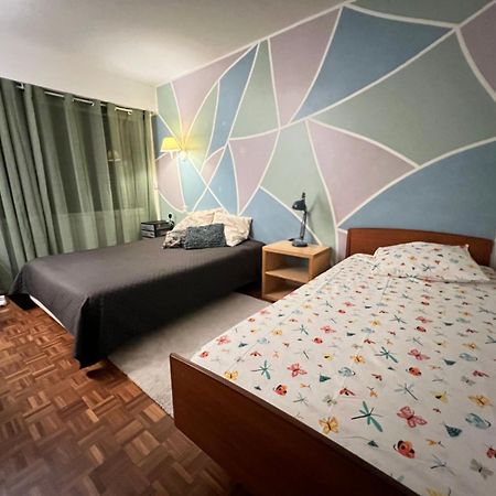 Grand Appartement Avec Balcon Et Parking Gratuit Sur Place باريس المظهر الخارجي الصورة