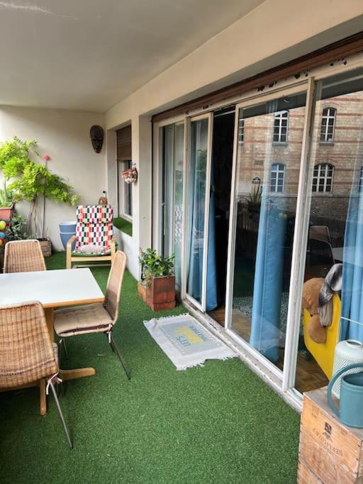 Grand Appartement Avec Balcon Et Parking Gratuit Sur Place باريس المظهر الخارجي الصورة