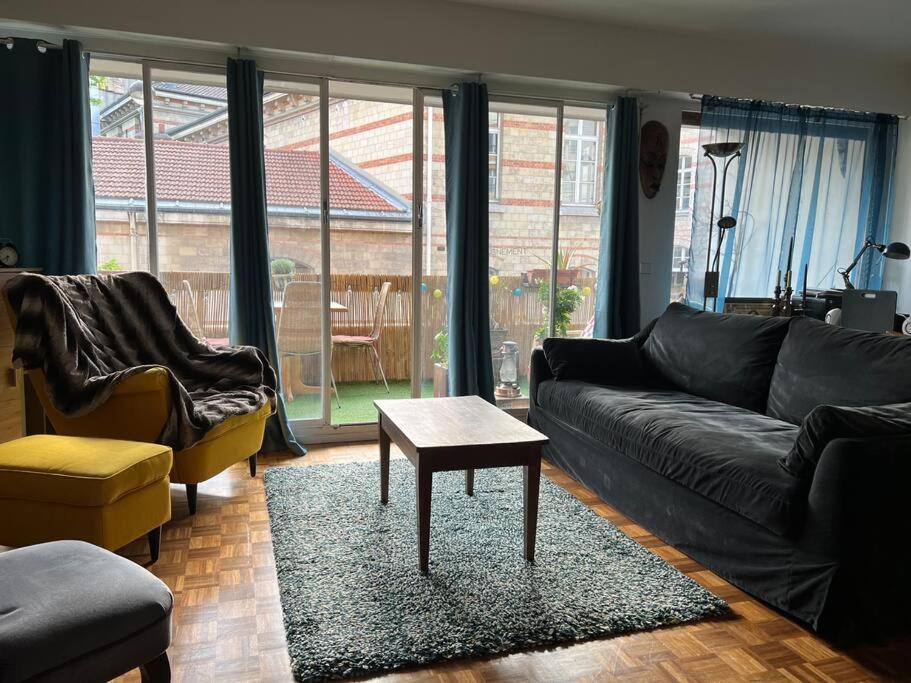 Grand Appartement Avec Balcon Et Parking Gratuit Sur Place باريس المظهر الخارجي الصورة