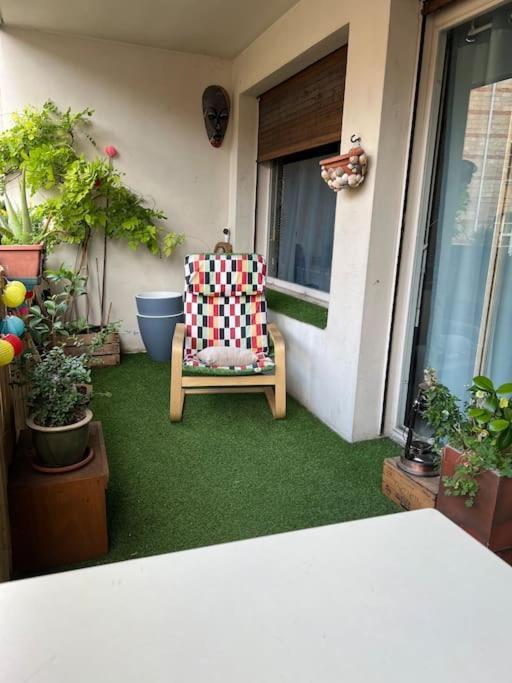 Grand Appartement Avec Balcon Et Parking Gratuit Sur Place باريس المظهر الخارجي الصورة